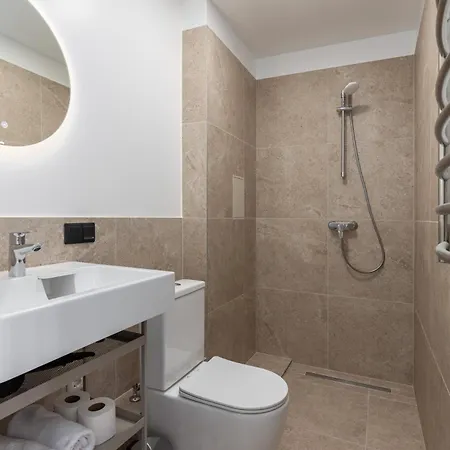 With River View In Old Town