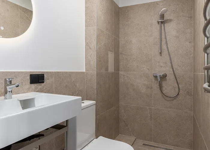 With River View In Old Town